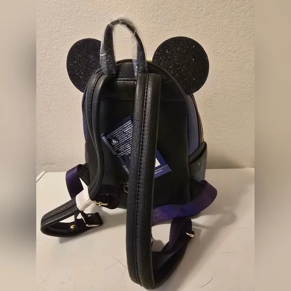 Mickey Mouse The Main Attraction – Cinderella Castle Fireworks Limited Releas - Picture 6 of 10